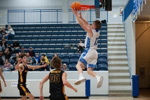Hector beats Hackett in district semis